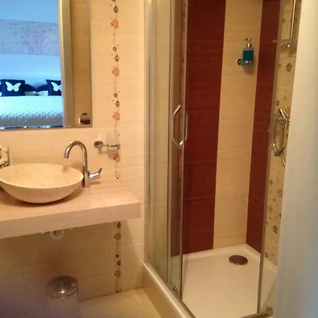 Banicky Dom Pod Zvonicou シュチャヴニケー・バネ