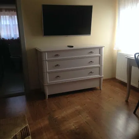 Banicky Dom Pod Zvonicou Dom wakacyjny Stiavnicke Bane