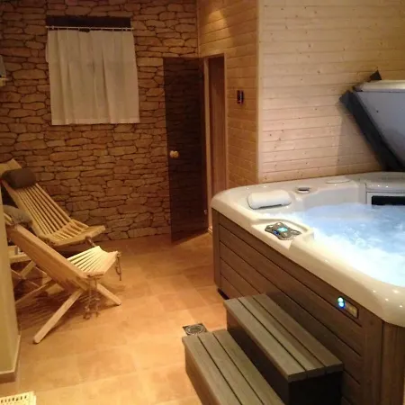 Banicky Dom Pod Zvonicou Dom wakacyjny *