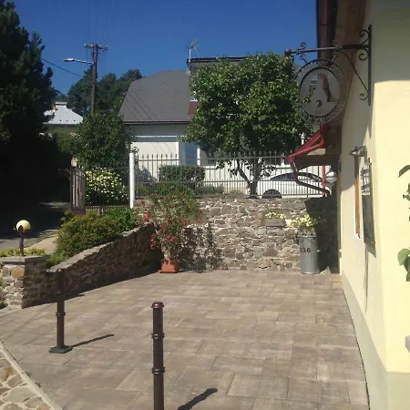 別荘 Banicky Dom Pod Zvonicou *